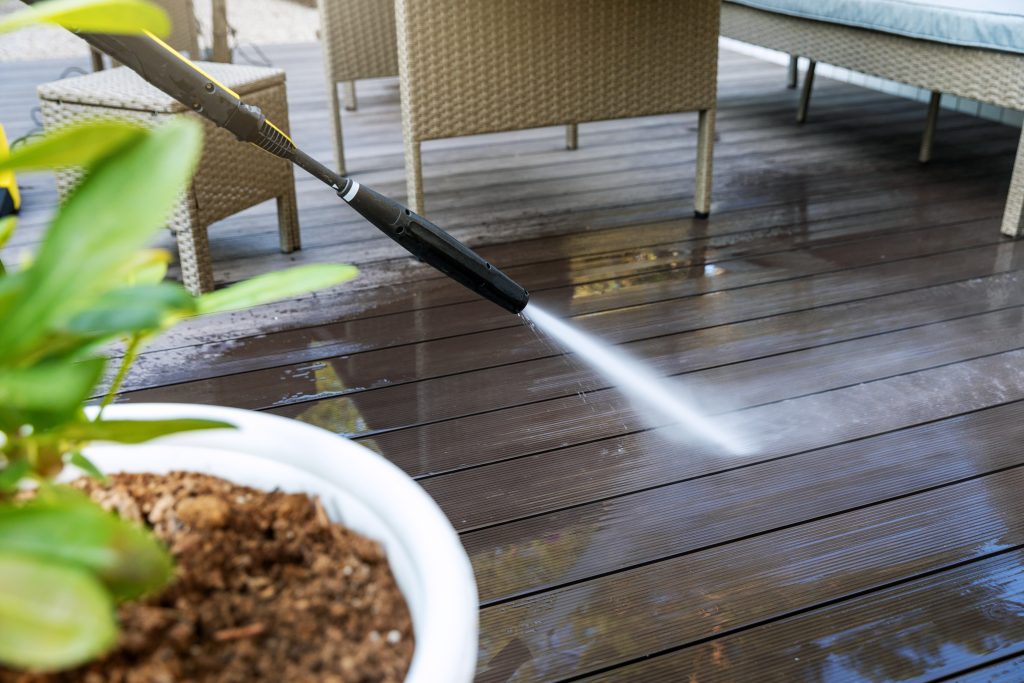 residential pressure washing deck cleaning services albany, ny